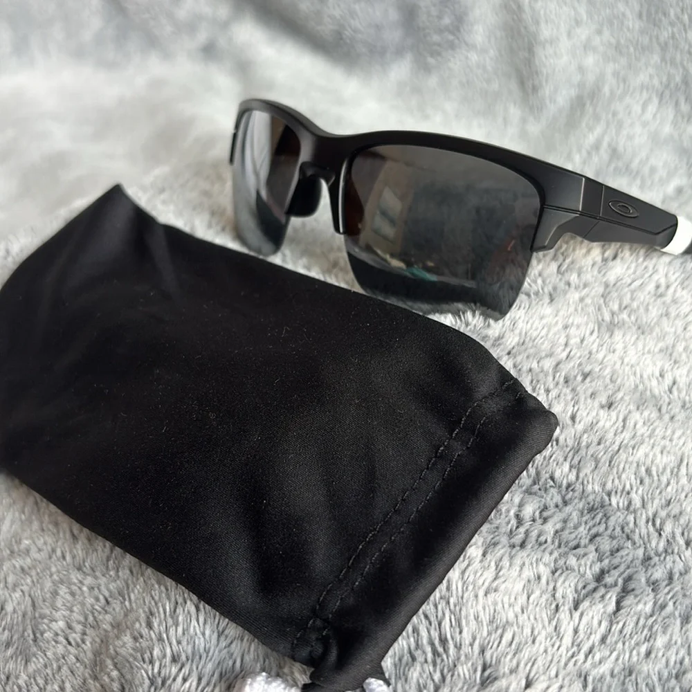 Oakley Thinlink 63mm Polarized Sunglasses in Matte Black/Black Iridium NWT